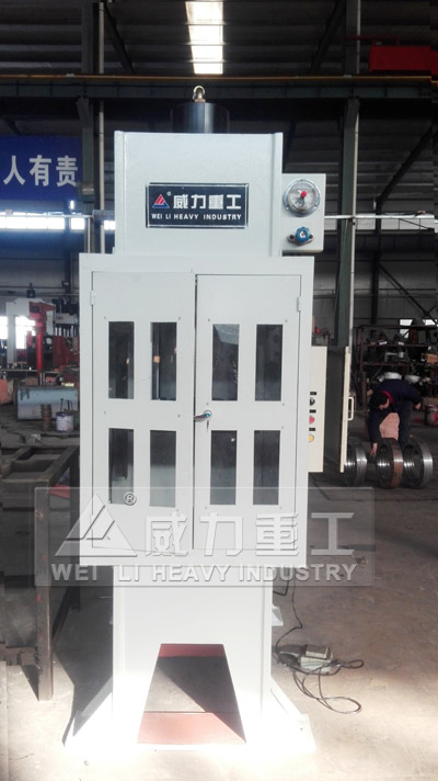 63對(duì)噸單柱液壓機(jī)廠家