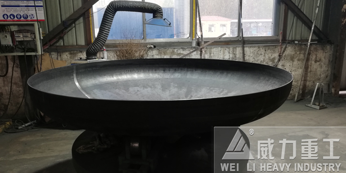 2800噸封頭液壓機(jī)客戶生產(chǎn)加工現(xiàn)場(chǎng)3