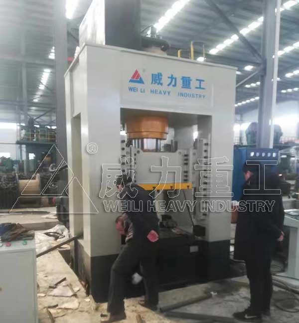框架式鍛造液壓機(jī)